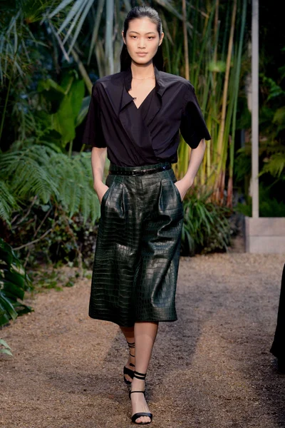Look 9